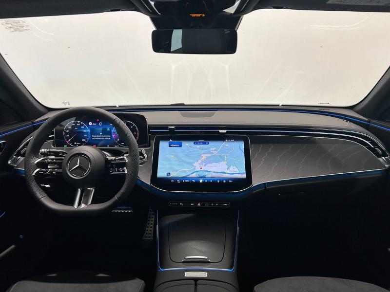 Image MERCEDES-BENZ Classe E 220 d 197+23ch AMG Line 9G-Tronic