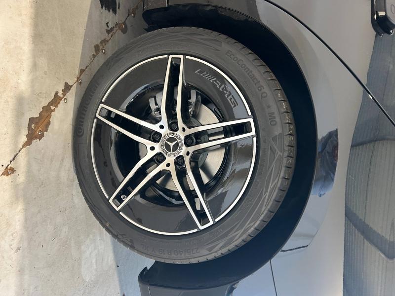 Image MERCEDES-BENZ Classe E 220 d 197+23ch AMG Line 9G-Tronic