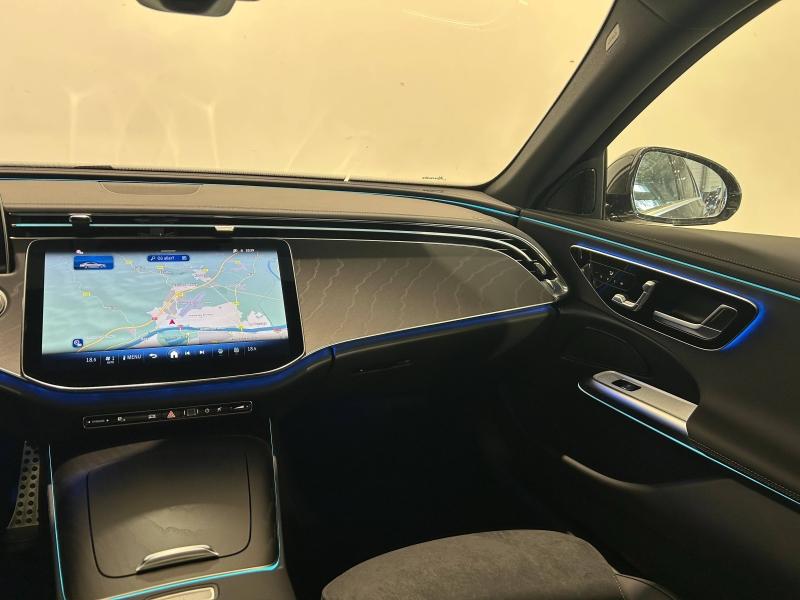 Image MERCEDES-BENZ Classe E 220 d 197+23ch AMG Line 9G-Tronic