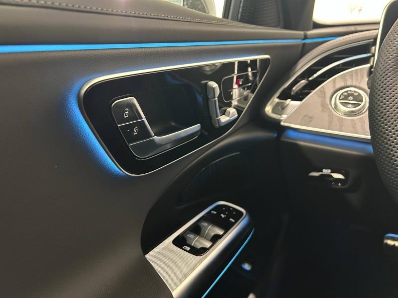 Image MERCEDES-BENZ Classe E 220 d 197+23ch AMG Line 9G-Tronic