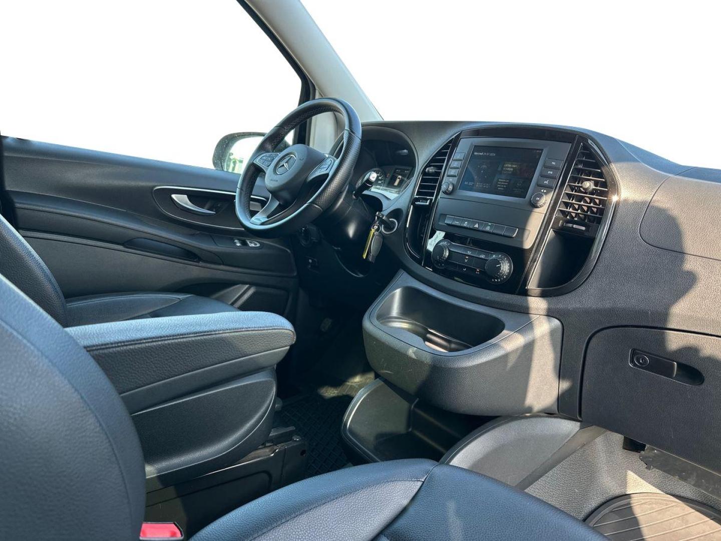 Image MERCEDES-BENZ Vito Fg 116 CDI Mixto Long Select Propulsion 9G-Tronic