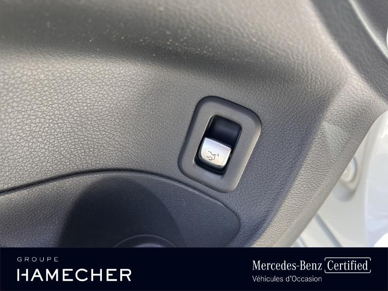 Image MERCEDES-BENZ Classe C 220 d 194ch AMG Line 9G-Tronic