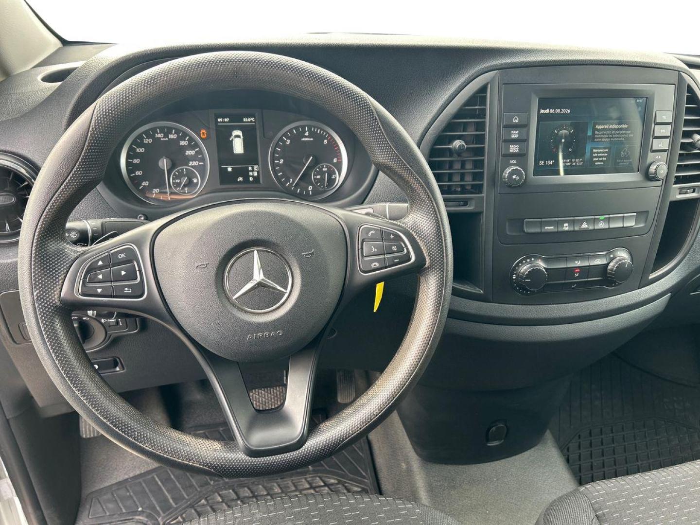 Image MERCEDES-BENZ Vito Fg 114 CDI Compact First Propulsion 9G-Tronic