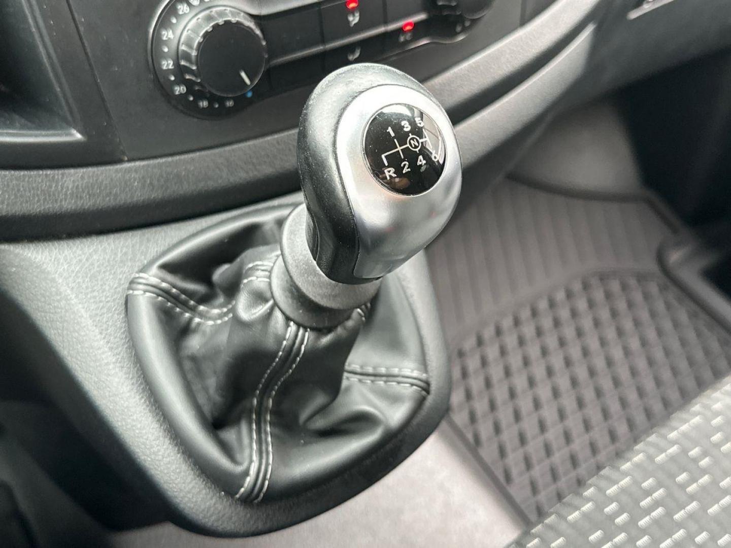 Image MERCEDES-BENZ Vito Fg 114 CDI Mixto Long Pro Propulsion