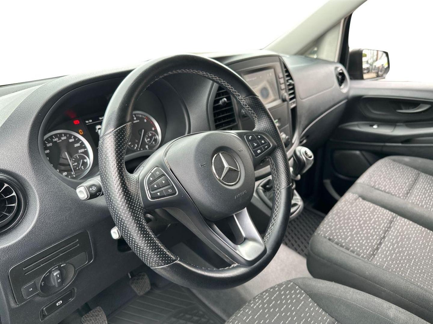 Image MERCEDES-BENZ Vito Fg 114 CDI Mixto Long Pro Propulsion