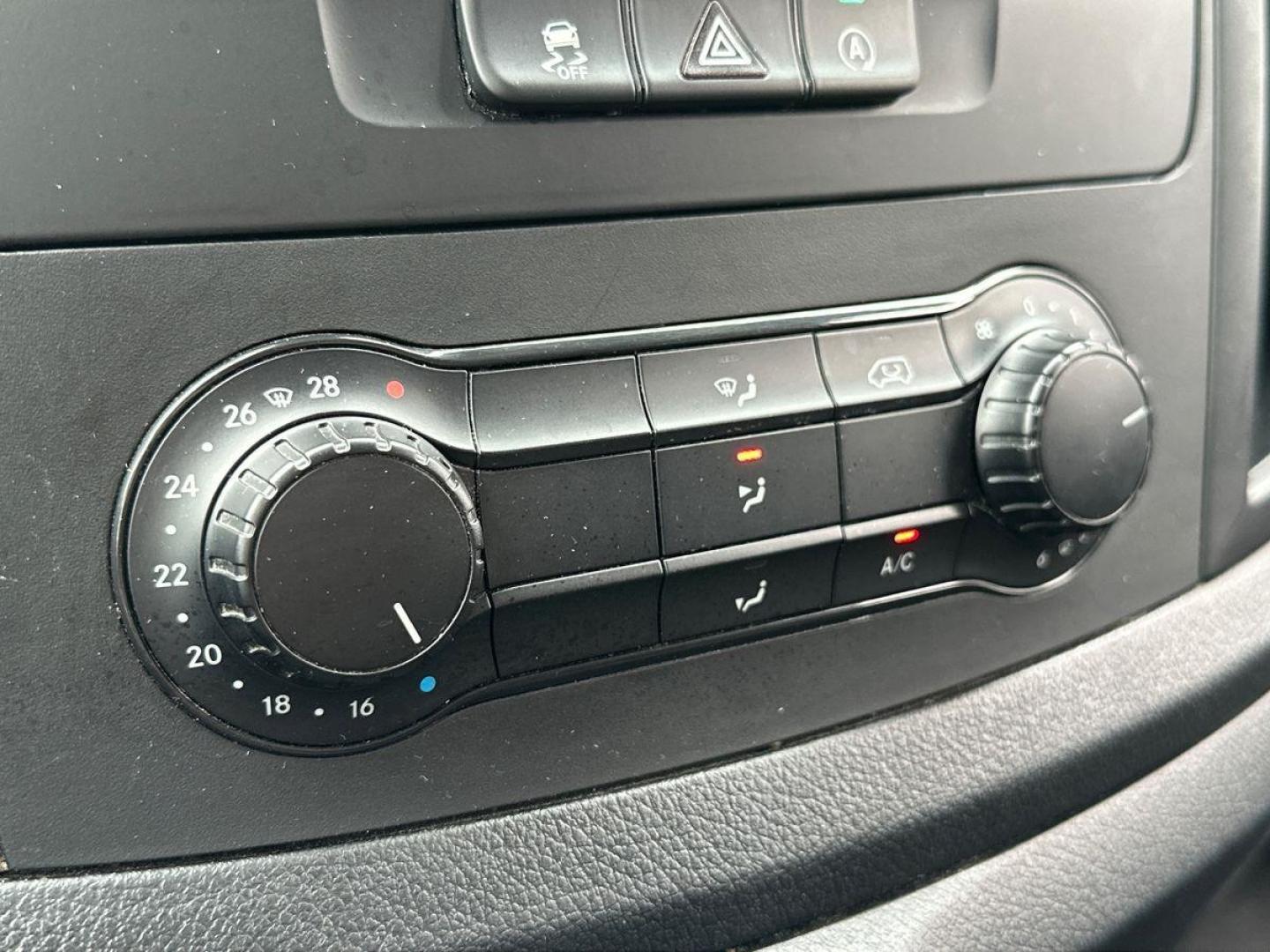 Image MERCEDES-BENZ Vito Fg 114 CDI Mixto Long Pro Propulsion