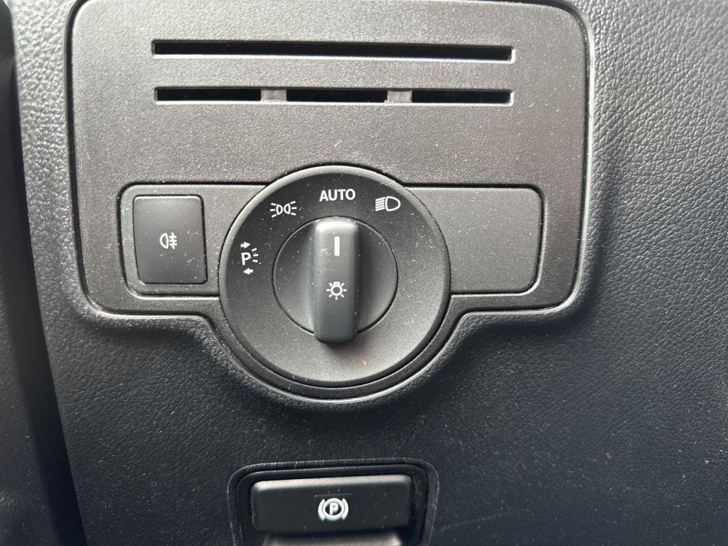 Image MERCEDES-BENZ Vito Fg 114 CDI Mixto Long Pro Propulsion