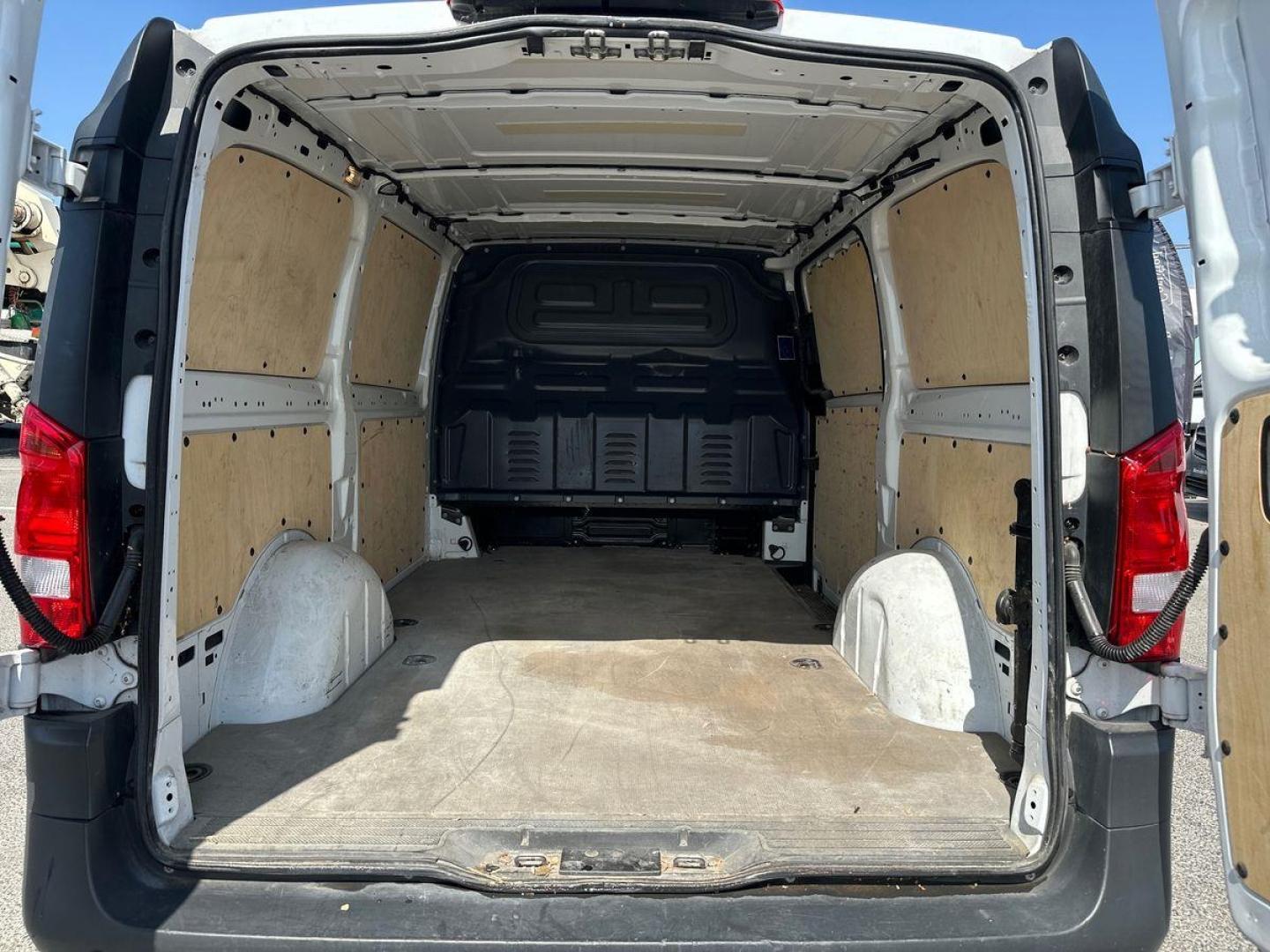 Image MERCEDES-BENZ Vito Fg 114 CDI Long First Propulsion 9G-Tronic