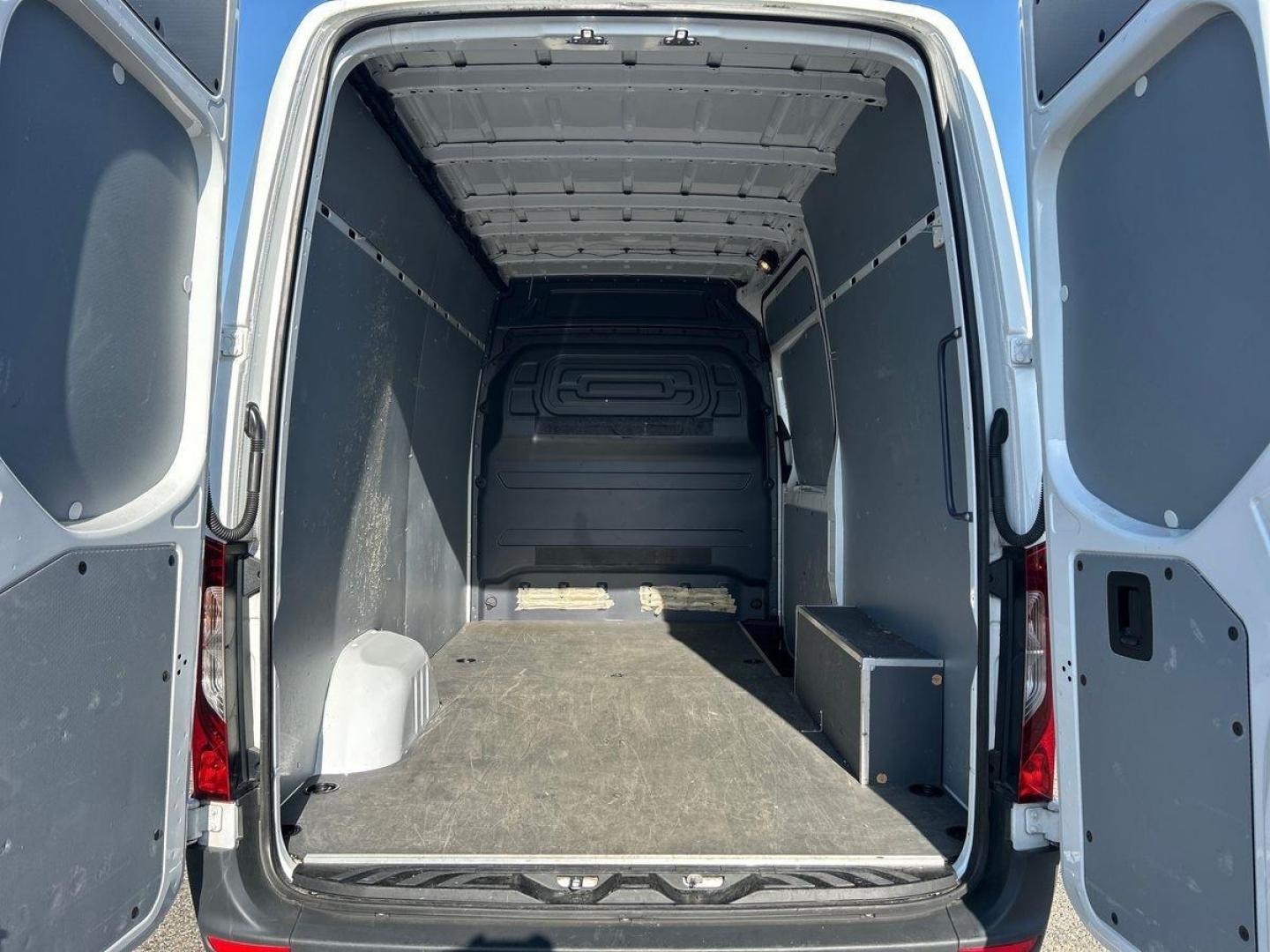 Image MERCEDES-BENZ Sprinter Fg 317 CDI 37 3T5 Pro Propulsion Léger