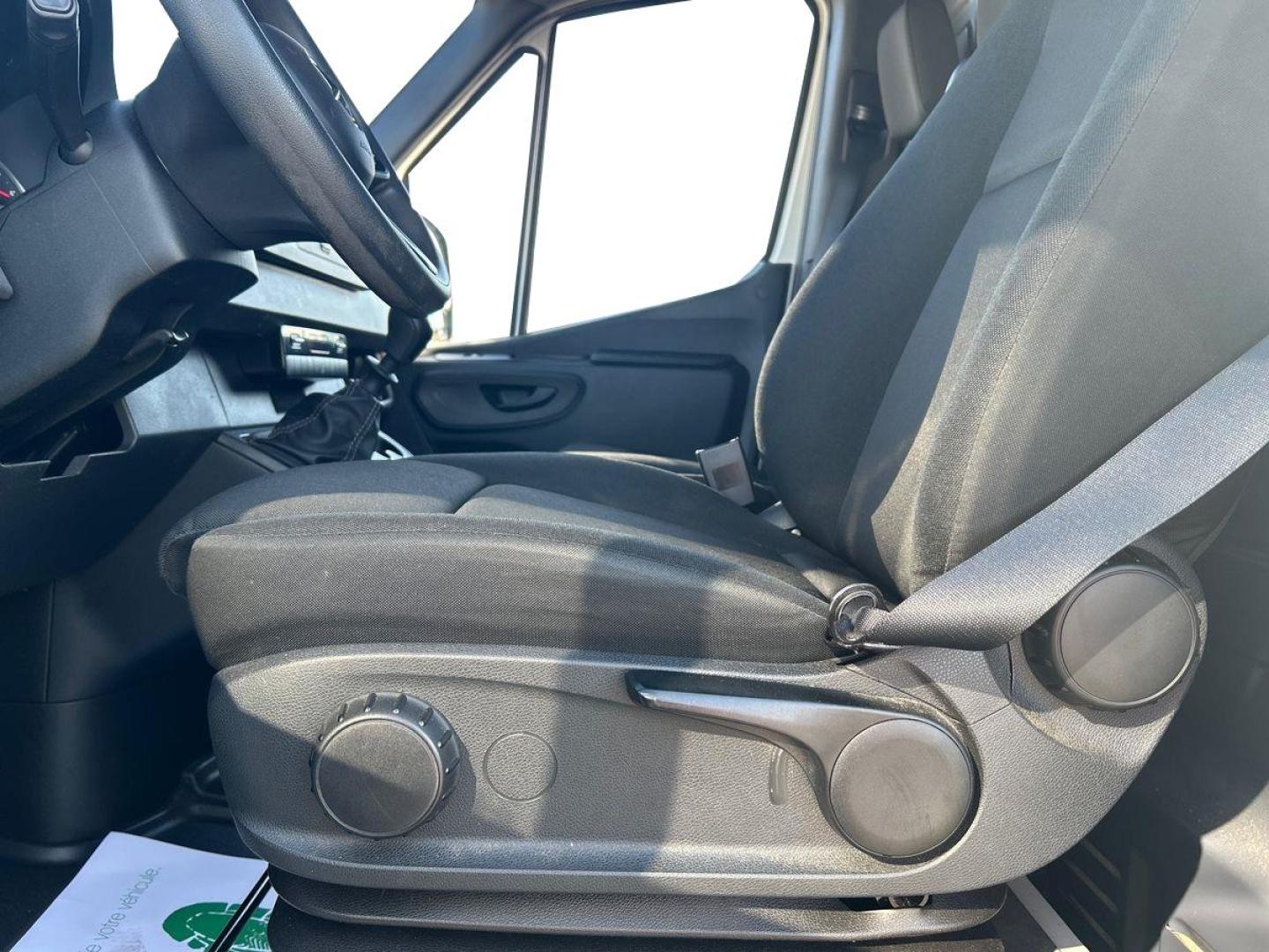 Image MERCEDES-BENZ Sprinter Fg 317 CDI 37 3T5 Pro Propulsion Léger