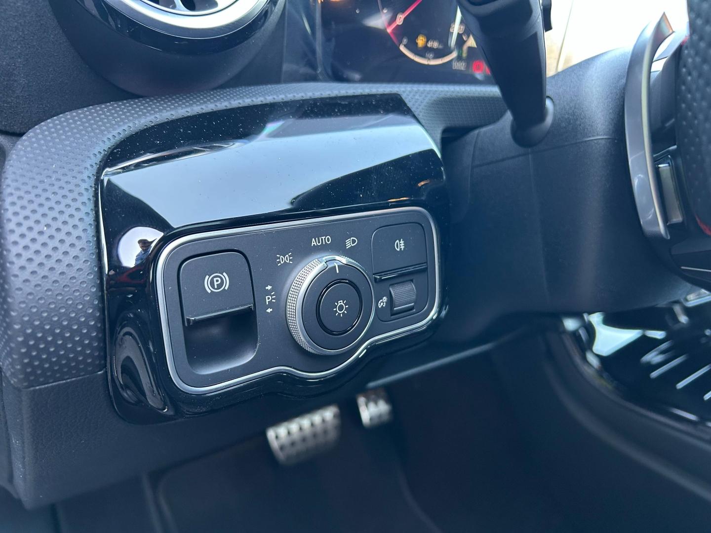 Image MERCEDES-BENZ Classe A 250 e hybride rechargeable 218ch AMG Line 8G-DCT