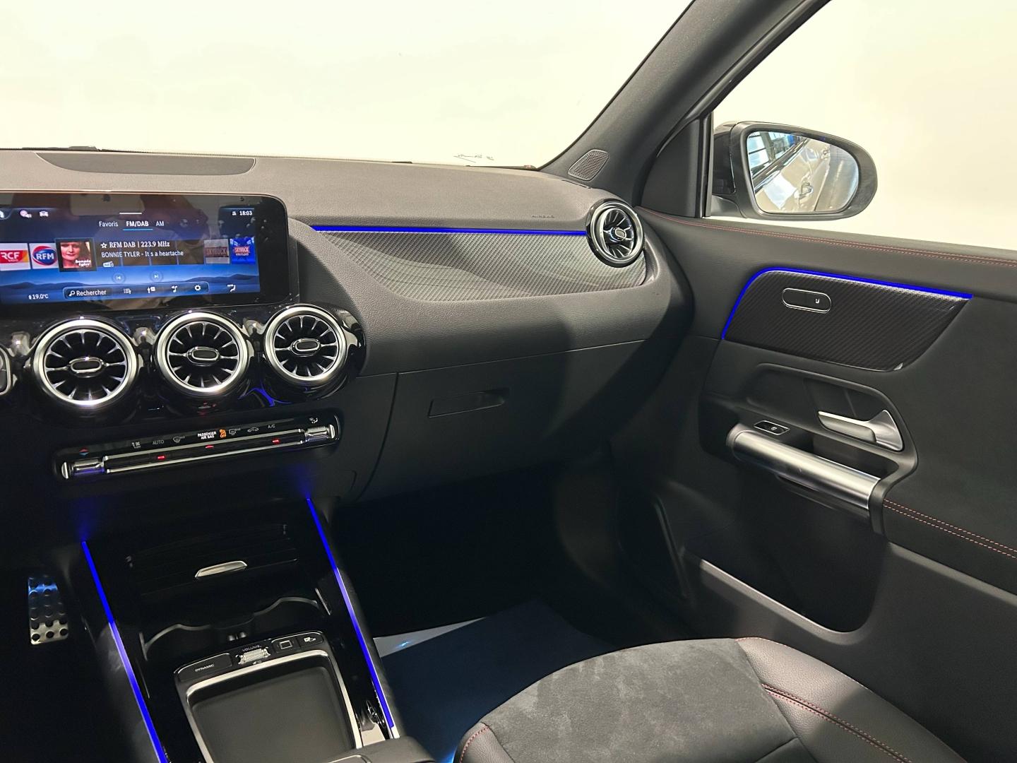 Image MERCEDES-BENZ GLA 250 e hybride rechargeable 218ch AMG Line 8G-DCT