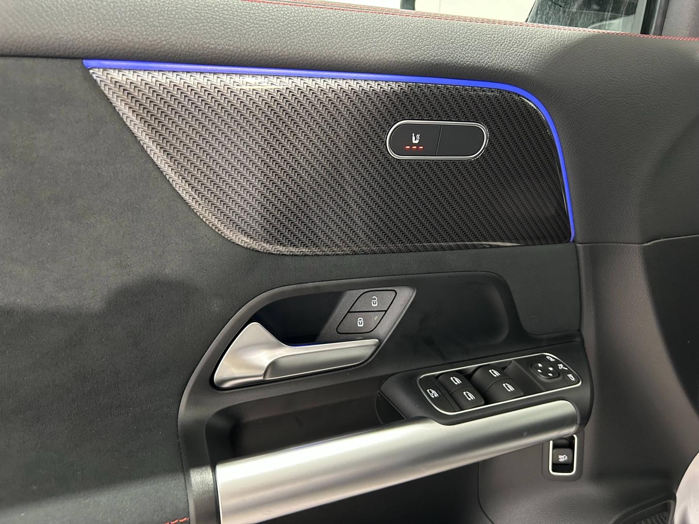 Image MERCEDES-BENZ GLA 250 e hybride rechargeable 218ch AMG Line 8G-DCT