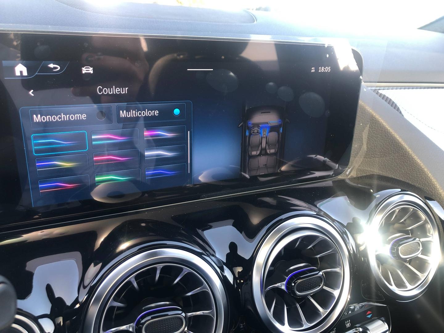 Image MERCEDES-BENZ GLA 250 e hybride rechargeable 218ch AMG Line 8G-DCT