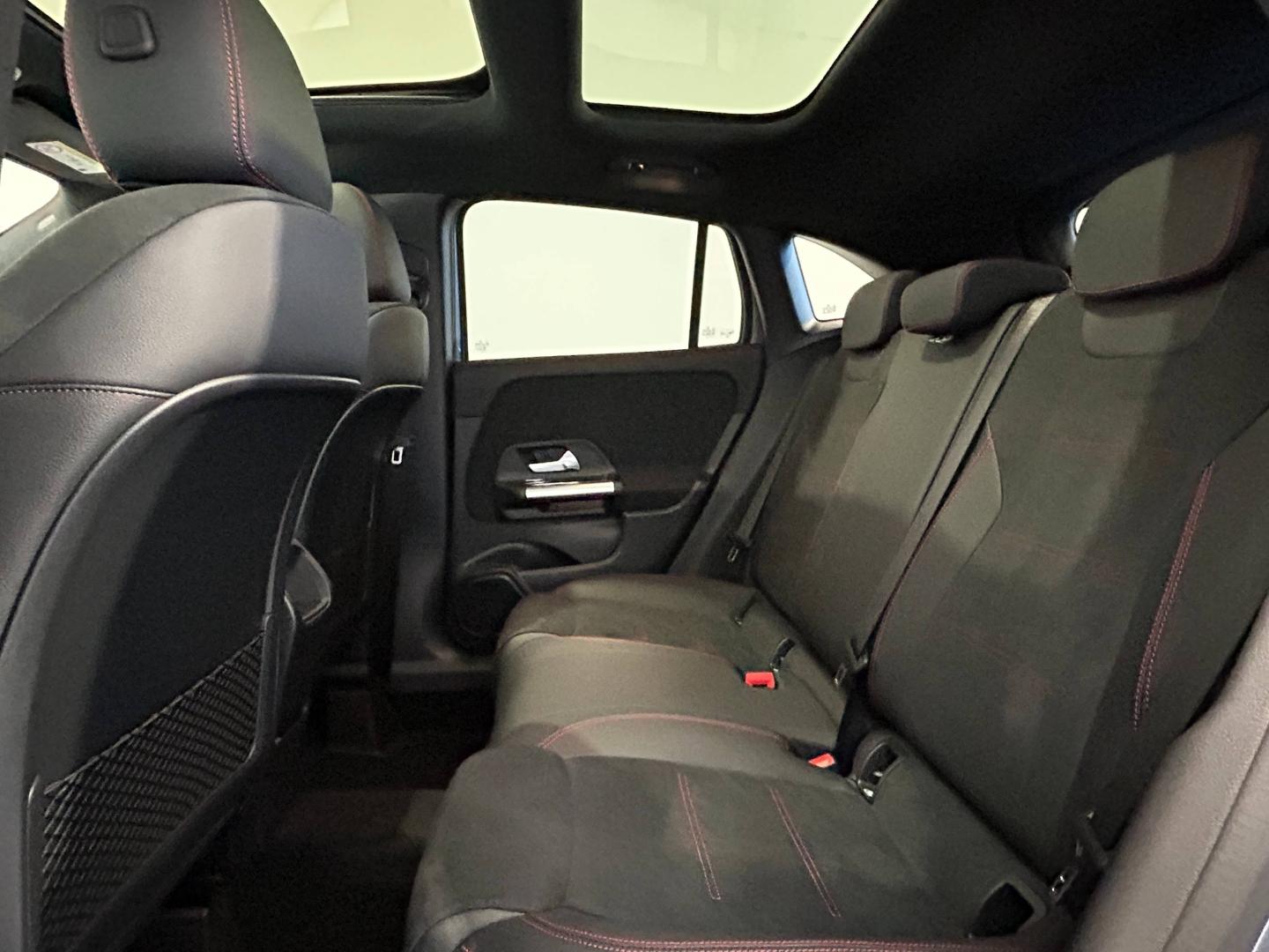 Image MERCEDES-BENZ GLA 250 e hybride rechargeable 218ch AMG Line 8G-DCT