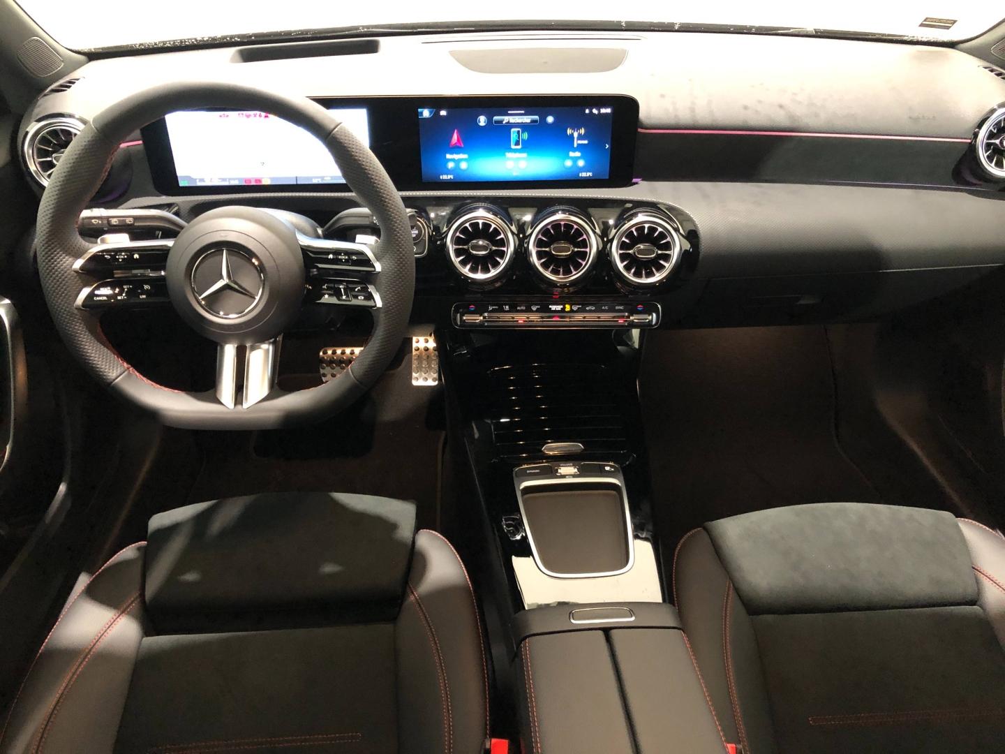Image MERCEDES-BENZ Classe A 250 e hybride rechargeable 218ch AMG Line 8G-DCT