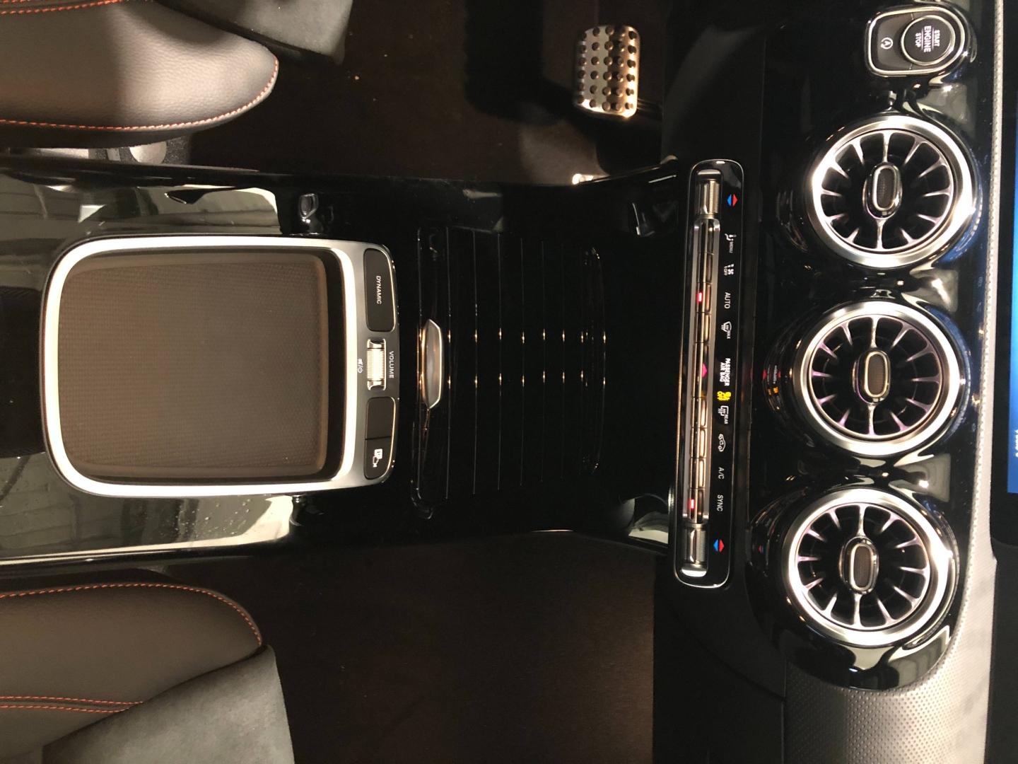 Image MERCEDES-BENZ Classe A 250 e hybride rechargeable 218ch AMG Line 8G-DCT