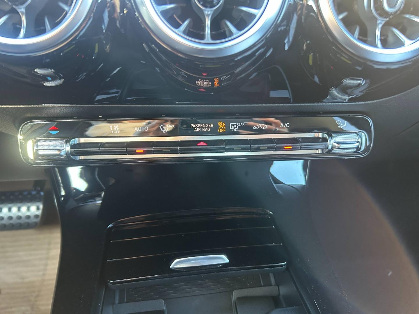Image MERCEDES-BENZ Classe A 250 e hybride rechargeable 218ch Edition 140 8G-DCT