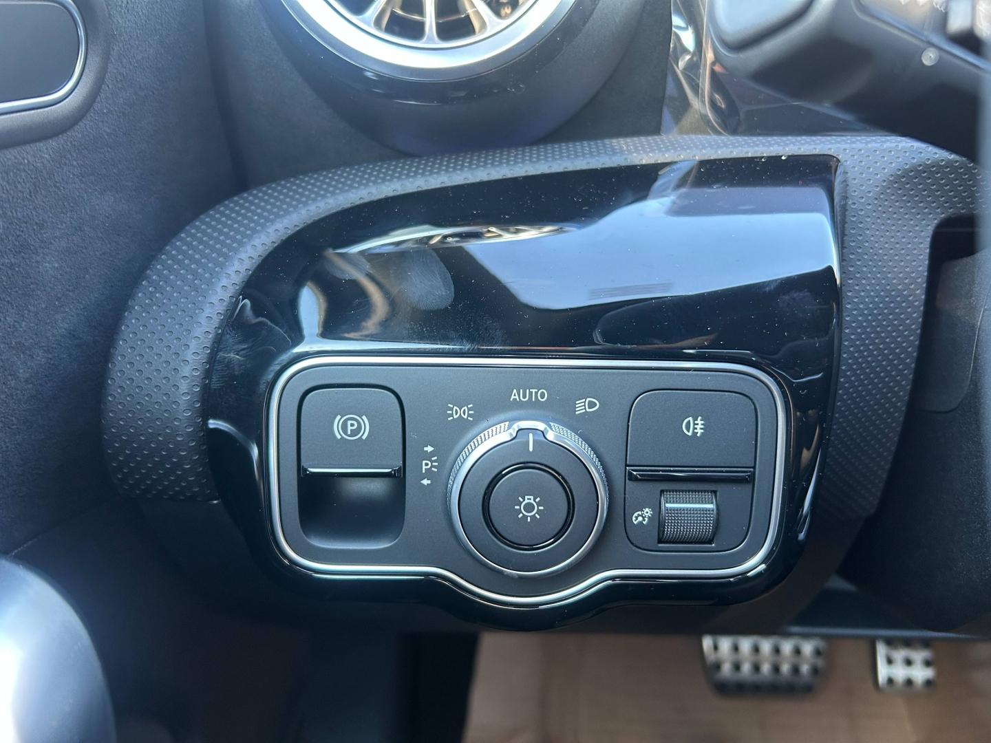 Image MERCEDES-BENZ Classe A 250 e hybride rechargeable 218ch Edition 140 8G-DCT