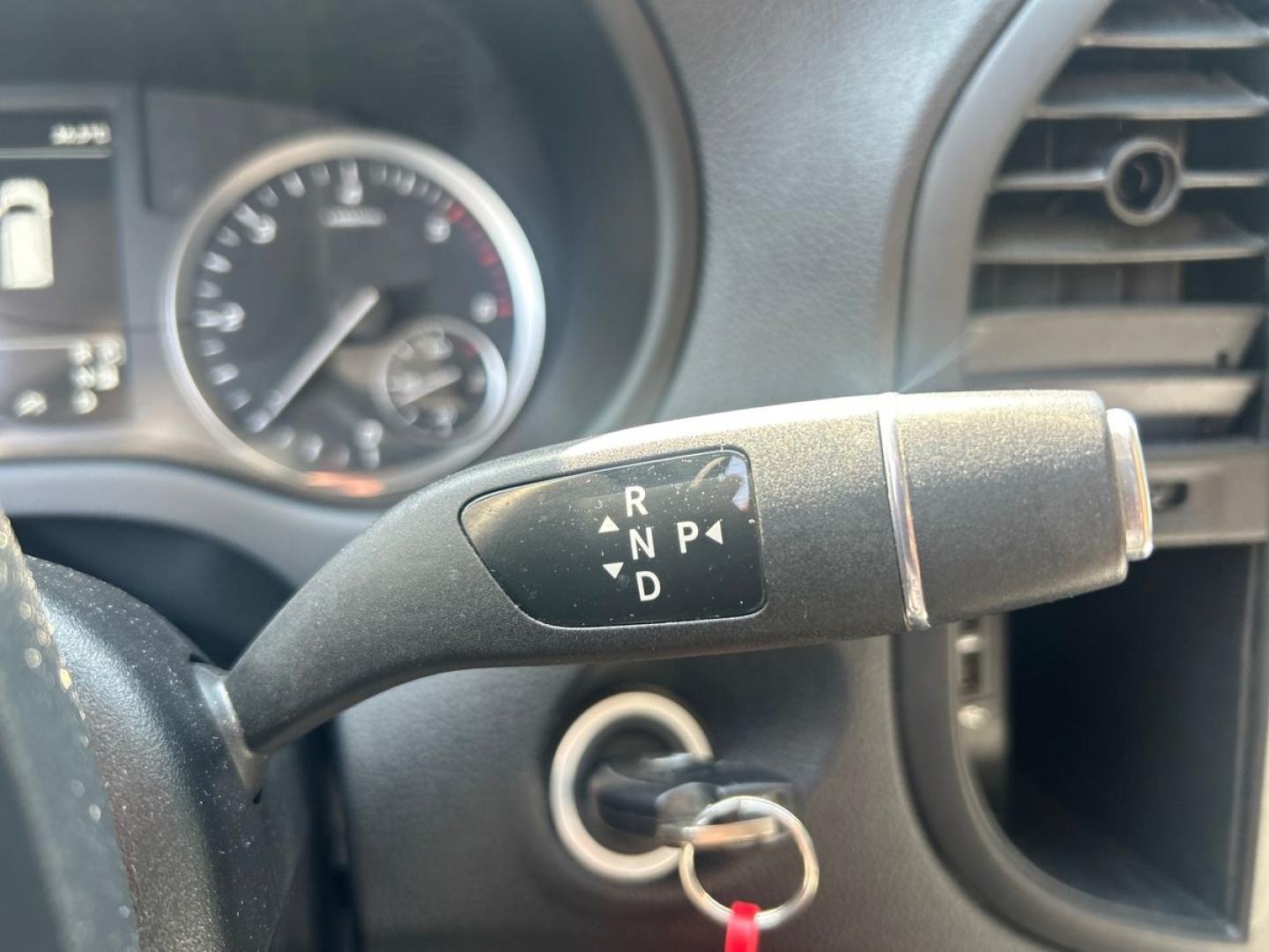 Image MERCEDES-BENZ Vito III Ph2 114 CDI Compact First Propulsion 9G-T