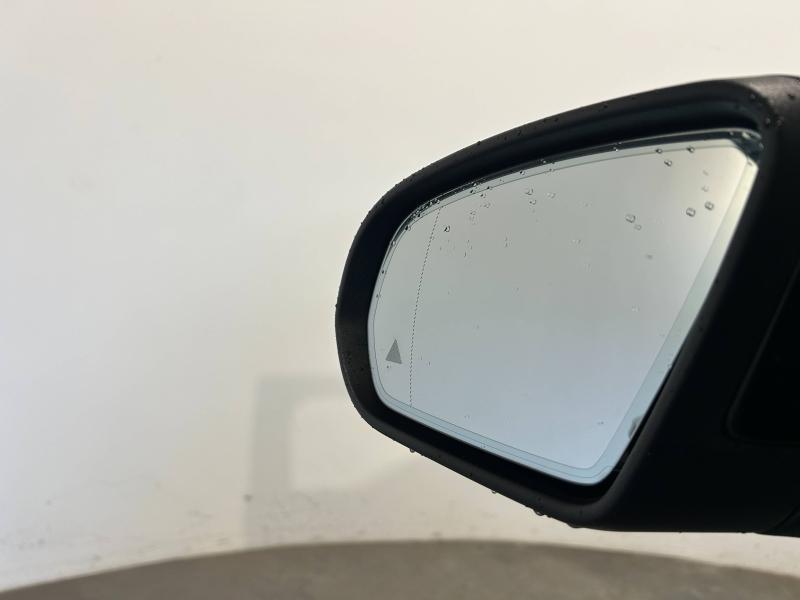 Image MERCEDES-BENZ GLC 300 de 194+122ch Business Line 4Matic 9G-Tronic