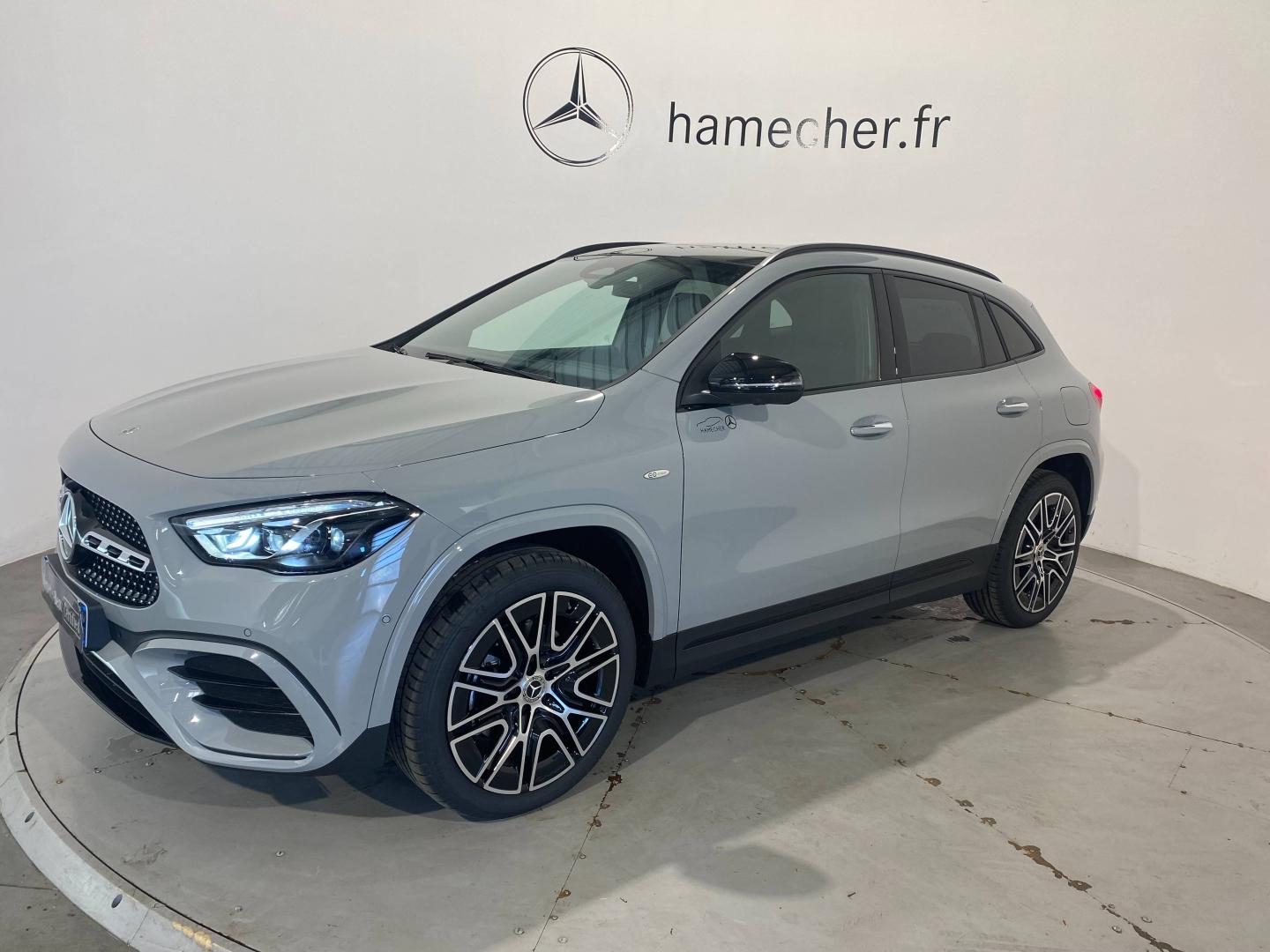Photo MERCEDES-BENZ GLA 200 d 150ch AMG Exclusive Design 8G-DCT