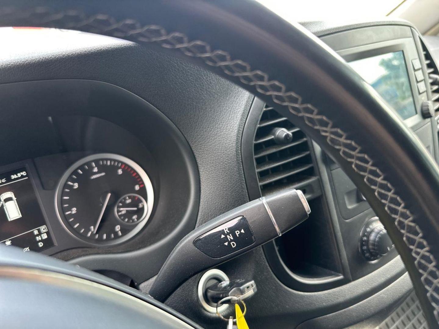 Image MERCEDES-BENZ Vito Fg 119 CDI Mixto Extra-Long Select Propulsion 9G-Tronic