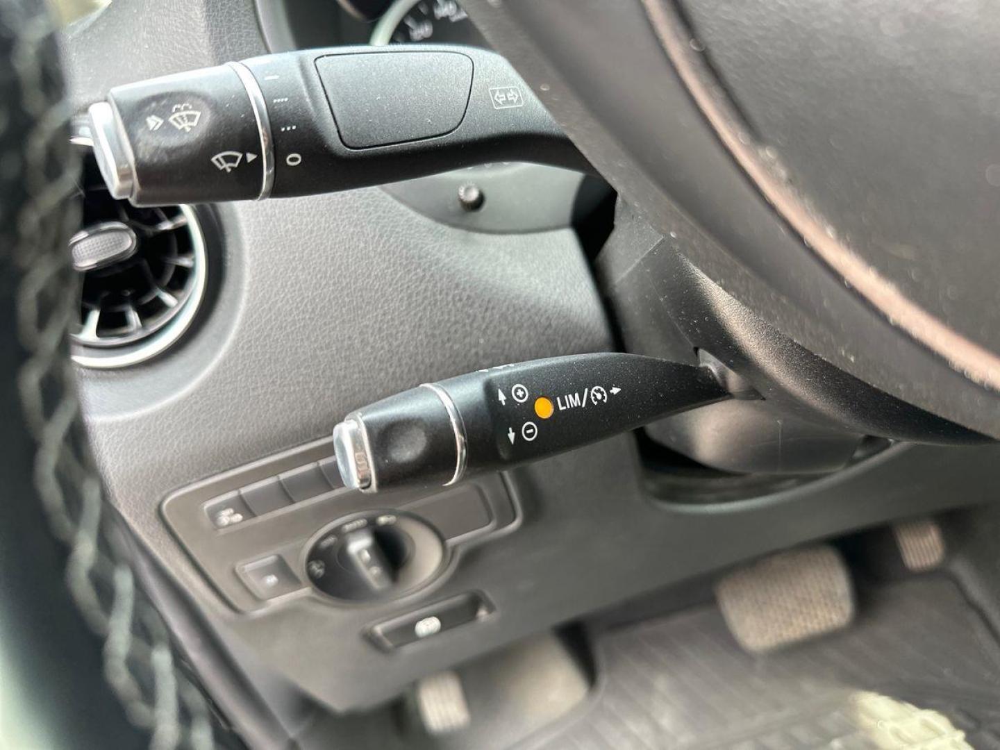 Image MERCEDES-BENZ Vito Fg 119 CDI Mixto Extra-Long Select Propulsion 9G-Tronic