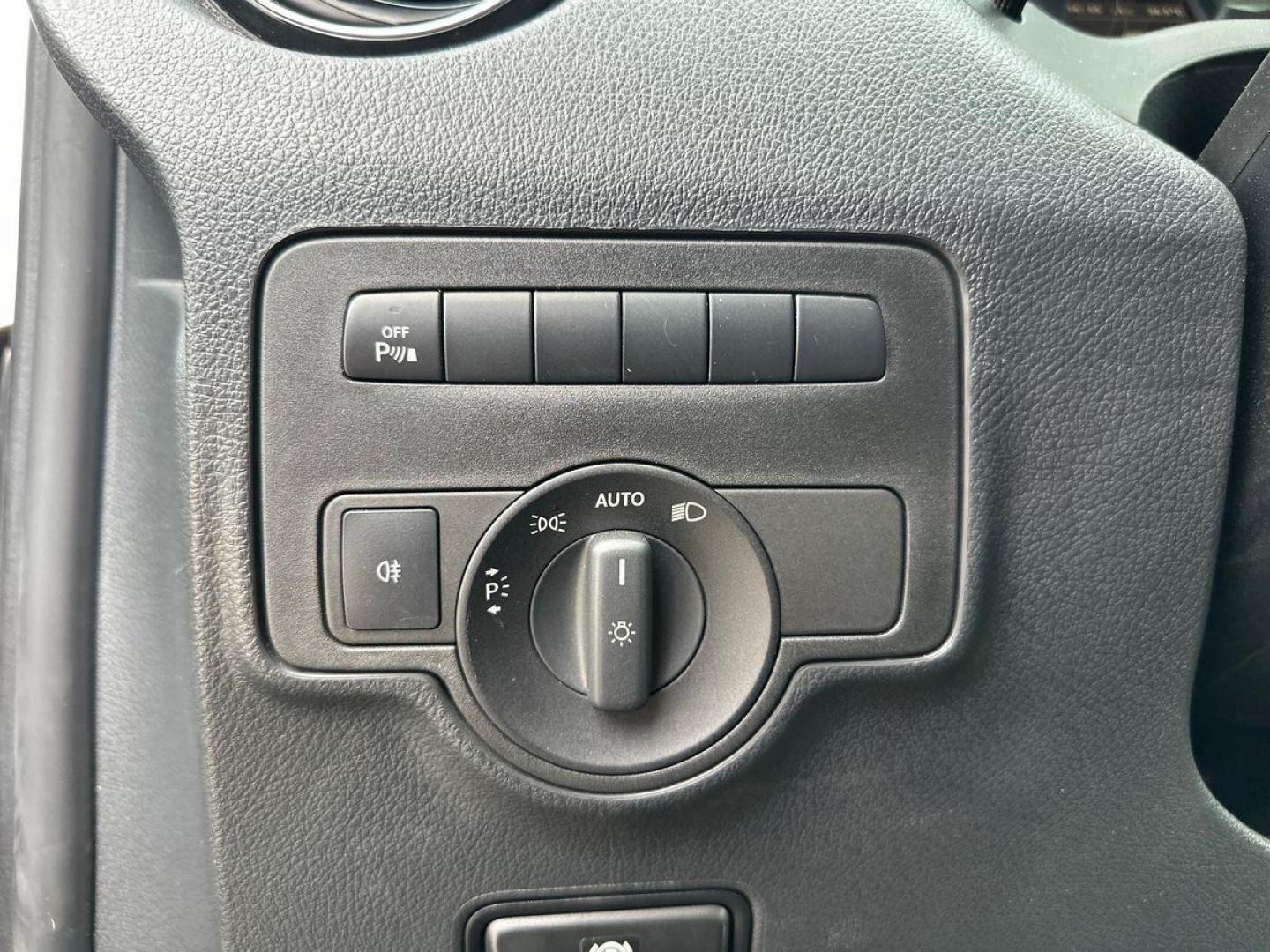 Image MERCEDES-BENZ Vito Fg 119 CDI Mixto Extra-Long Select Propulsion 9G-Tronic