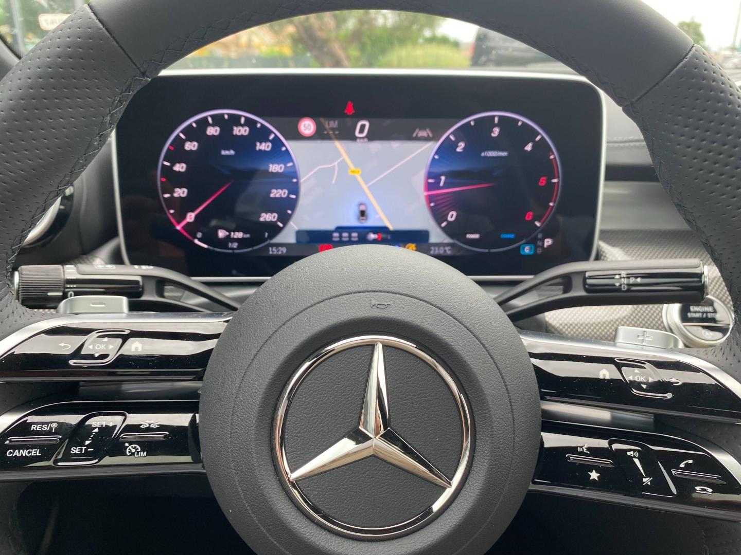 Image MERCEDES-BENZ Classe C 220 d 197ch AMG Line