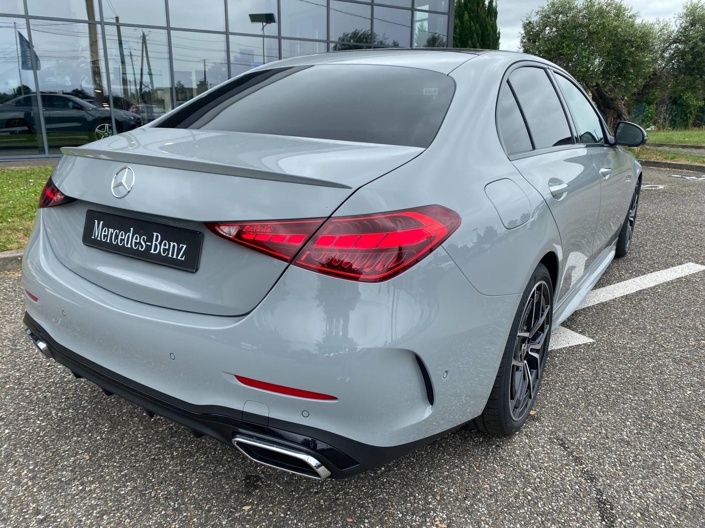 Image MERCEDES-BENZ Classe C 220 d 197ch AMG Line