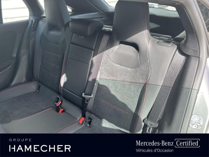 Image MERCEDES-BENZ CLA Shooting Brake 180 d 116ch AMG Line 8G-DCT