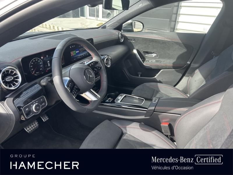 Image MERCEDES-BENZ CLA Shooting Brake 180 d 116ch AMG Line 8G-DCT