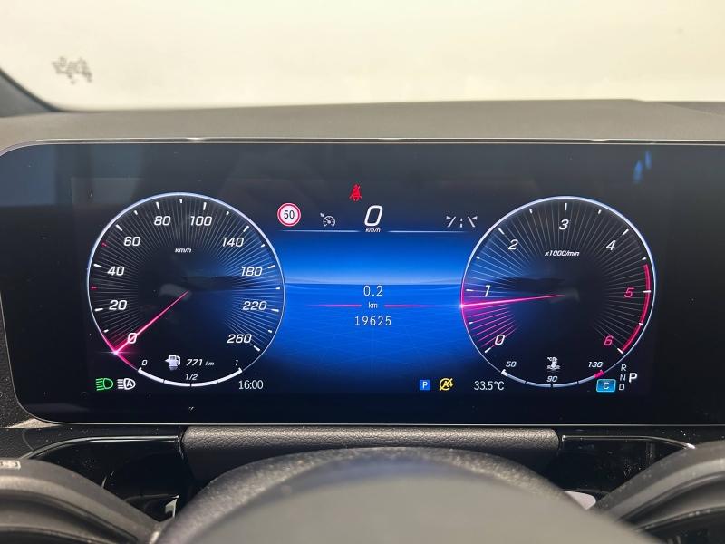 Image MERCEDES-BENZ GLA 180 d 116ch AMG Line 8G-DCT
