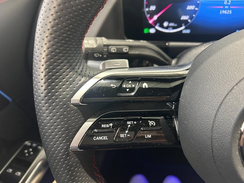 Image MERCEDES-BENZ GLA 180 d 116ch AMG Line 8G-DCT