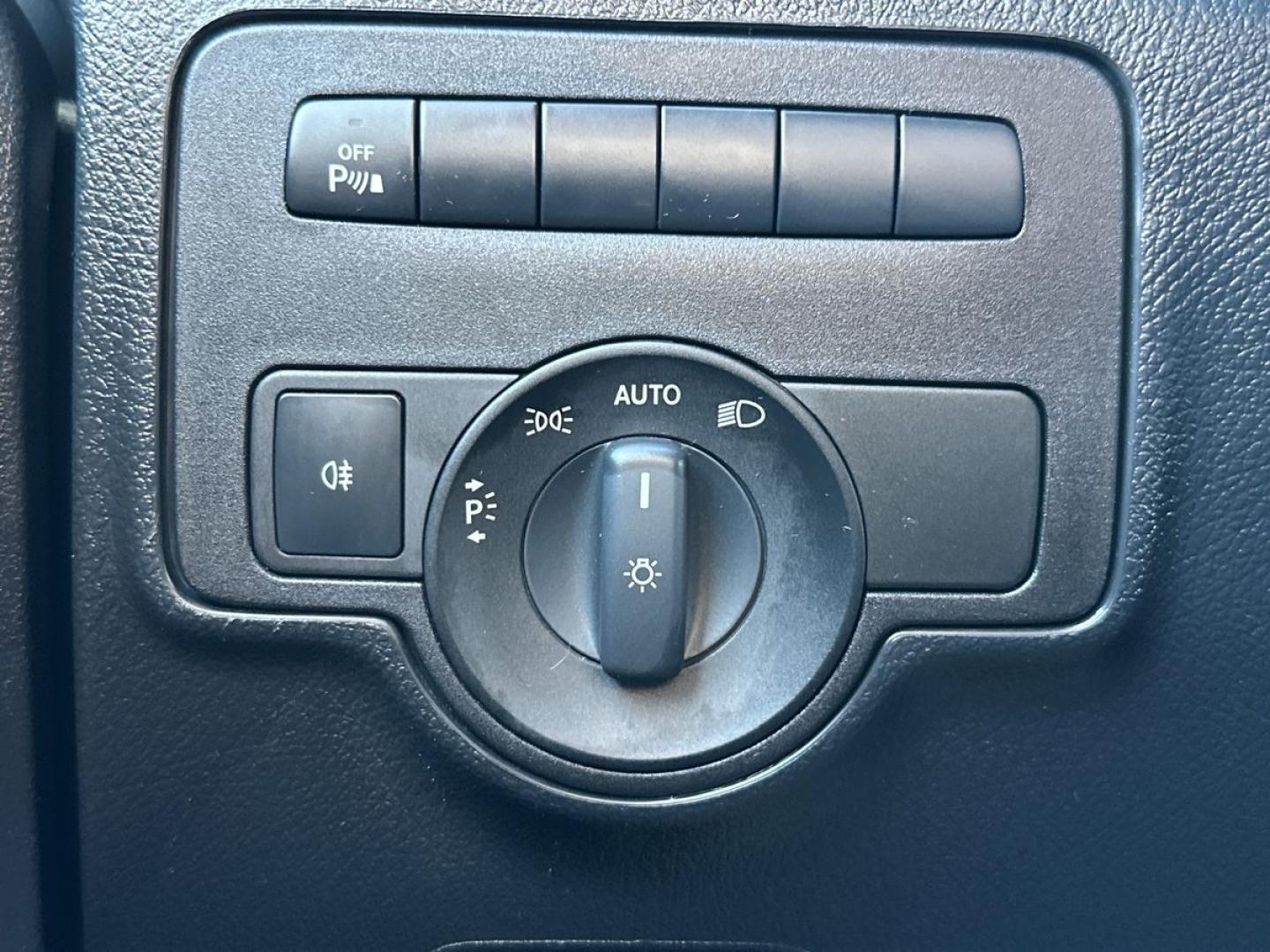 Image MERCEDES-BENZ Vito Fg 116 CDI Mixto Compact Select Propulsion 9G-Tronic