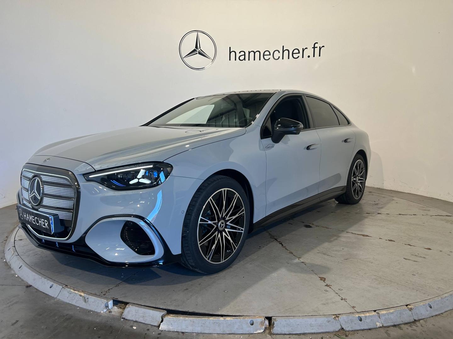 Photo MERCEDES-BENZ Classe C 400 489ch 94,5kWh AMG Line 4Matic