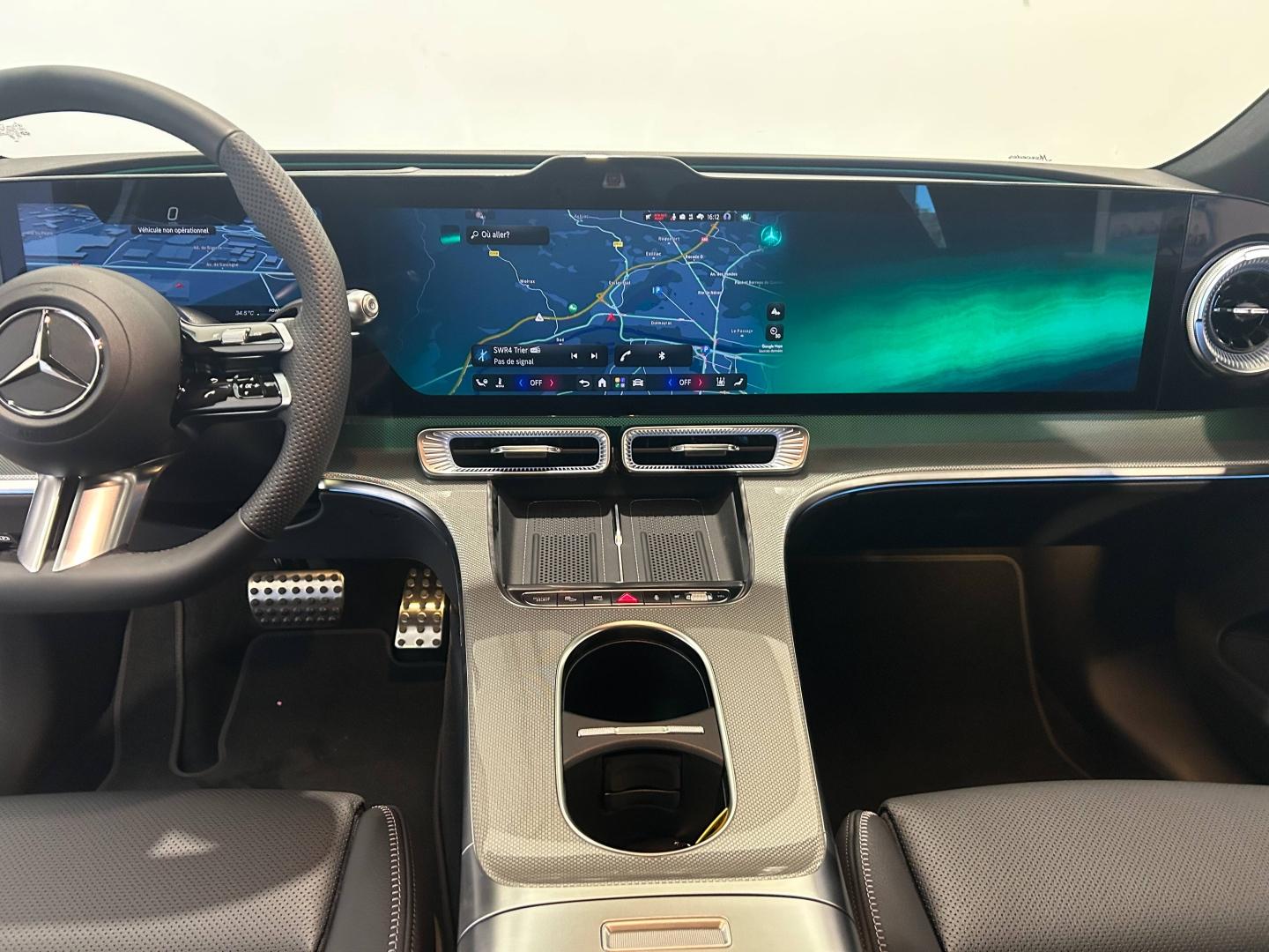 Image MERCEDES-BENZ Classe C 400 489ch 94,5kWh AMG Line 4Matic