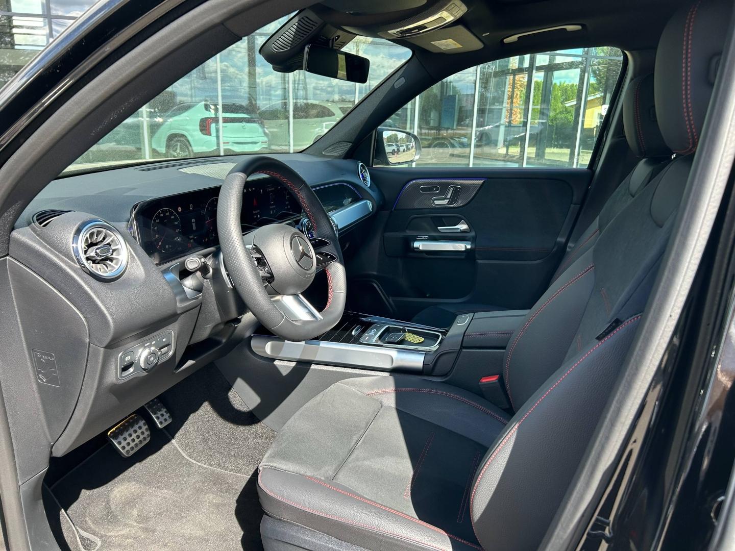Image MERCEDES-BENZ GLB 200 d 150ch AMG Line 8G-DCT