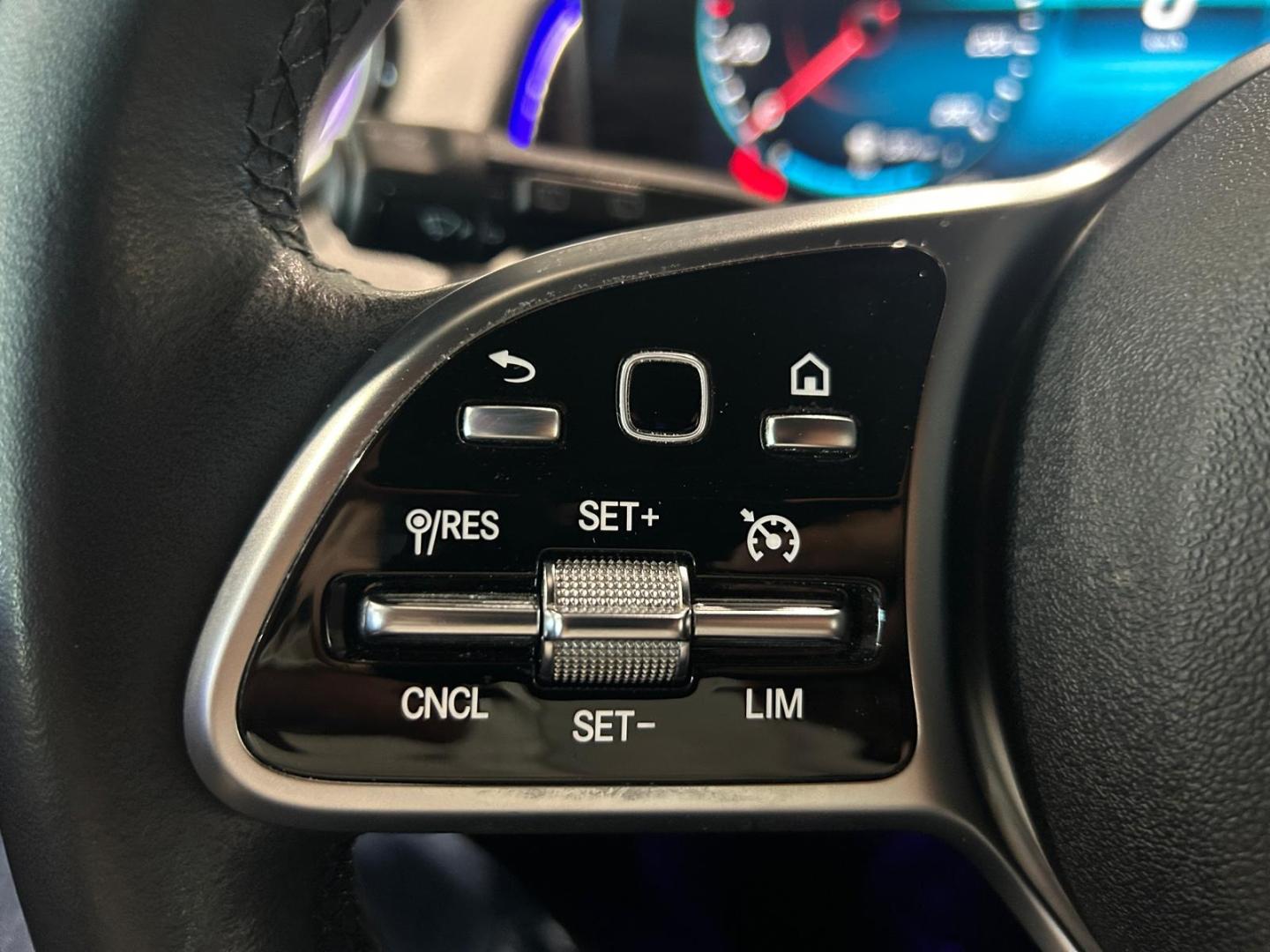 Image MERCEDES-BENZ GLB 200d 150ch Progressive Line 8G DCT