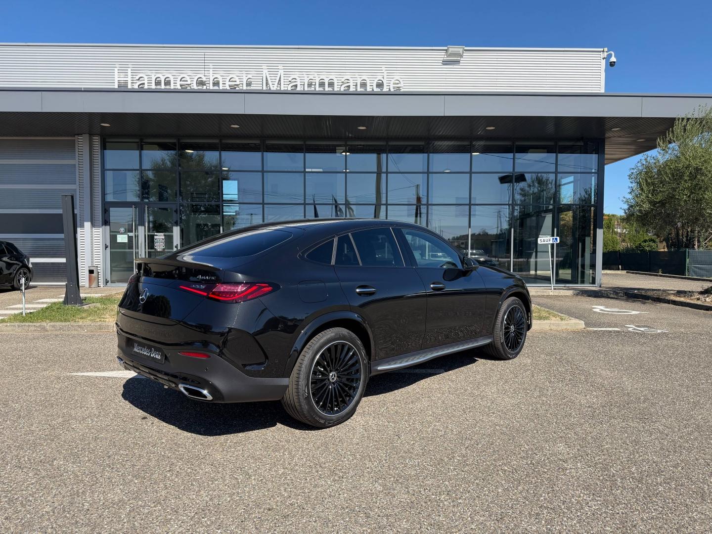 Image MERCEDES-BENZ GLC Coupé 220 d 197ch AMG Line 4Matic 9G-Tronic