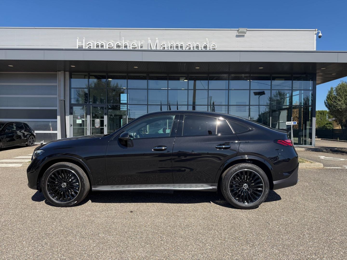 Image MERCEDES-BENZ GLC Coupé 220 d 197ch AMG Line 4Matic 9G-Tronic