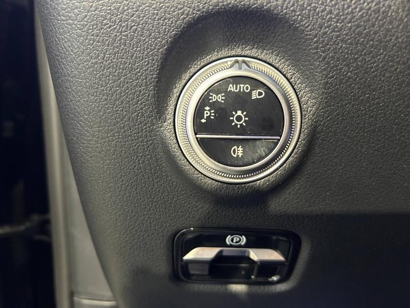 Image MERCEDES-BENZ Classe C 220 d 197ch AMG Line