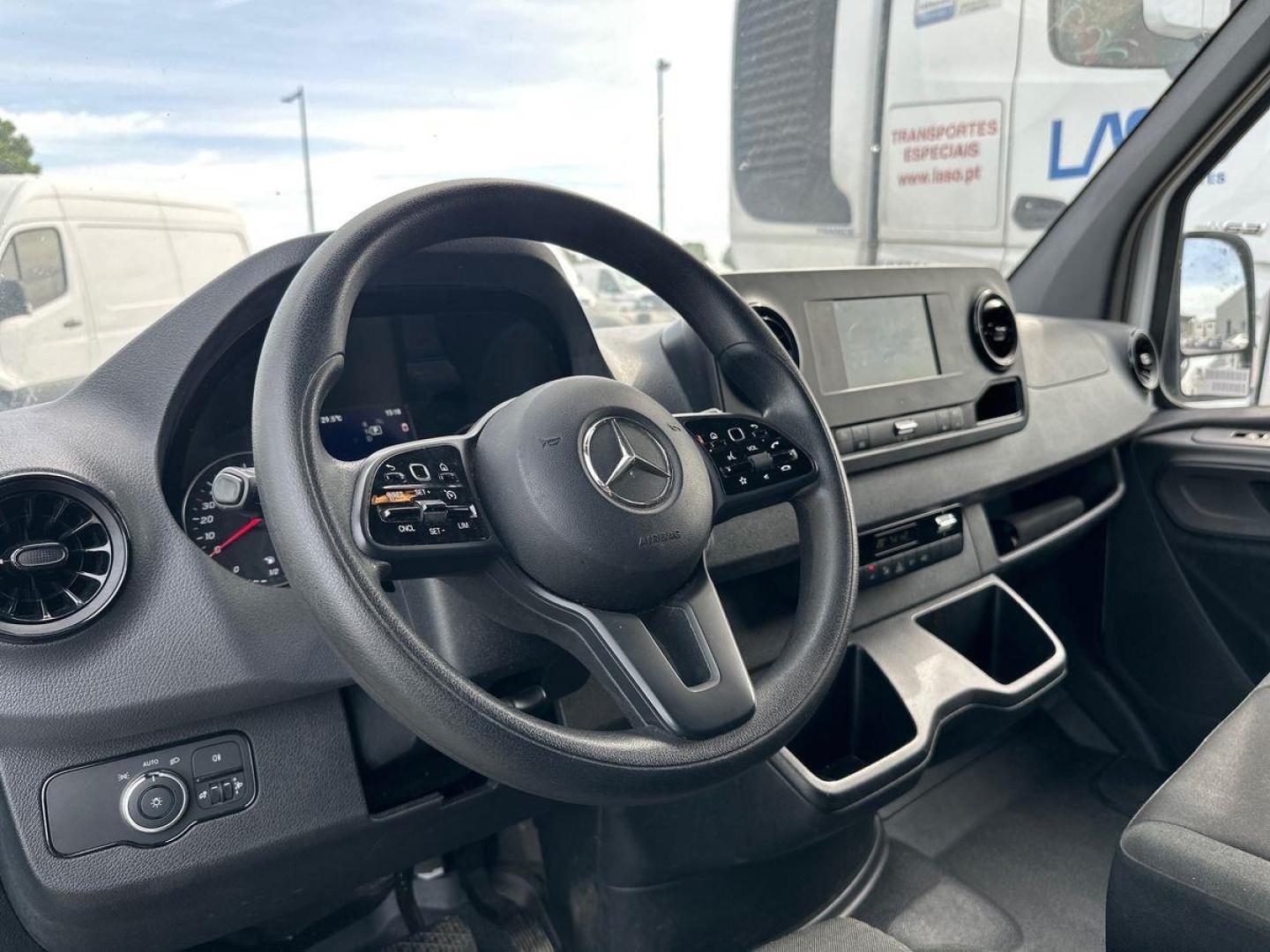 Image MERCEDES-BENZ Sprinter Fg 315 CDI 37 3T5 Pro 9G-Tronic
