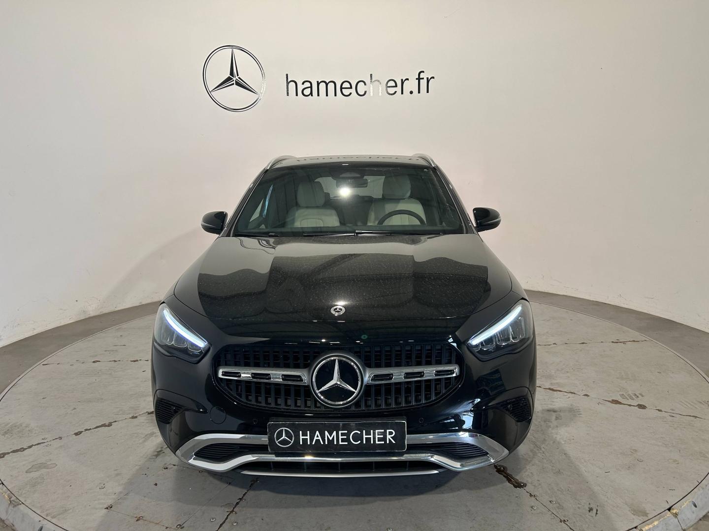 Photo MERCEDES-BENZ GLA 200 d 150ch Progressive Line 8G-DCT