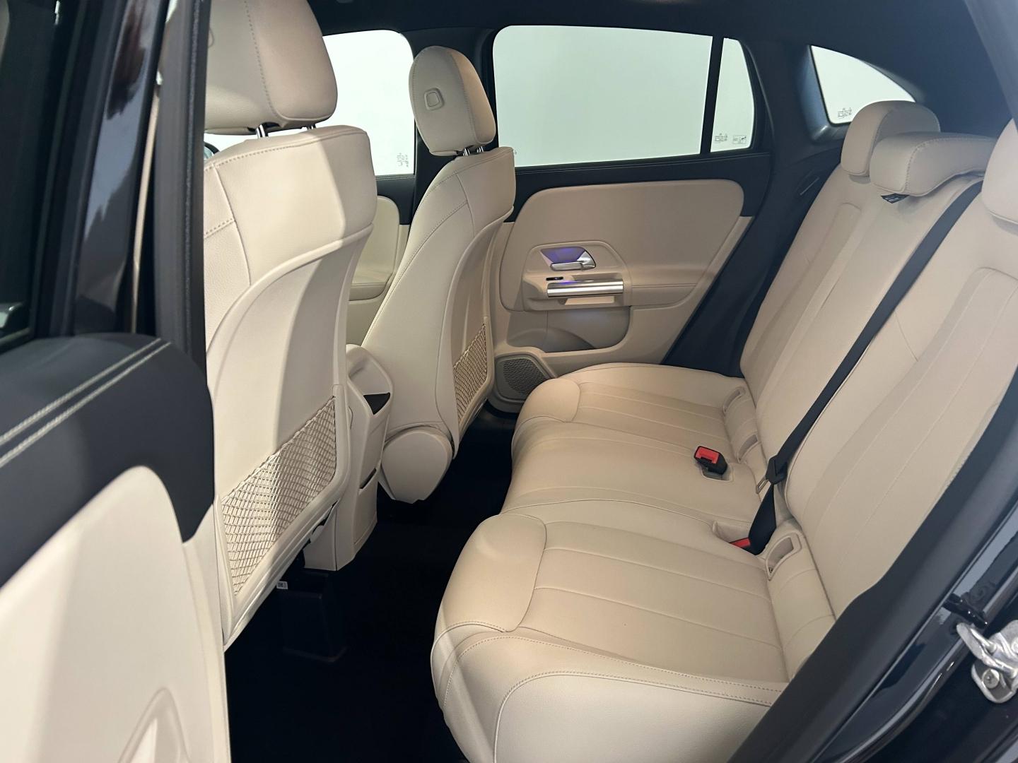 Image MERCEDES-BENZ GLA 200 d 150ch Progressive Line 8G-DCT