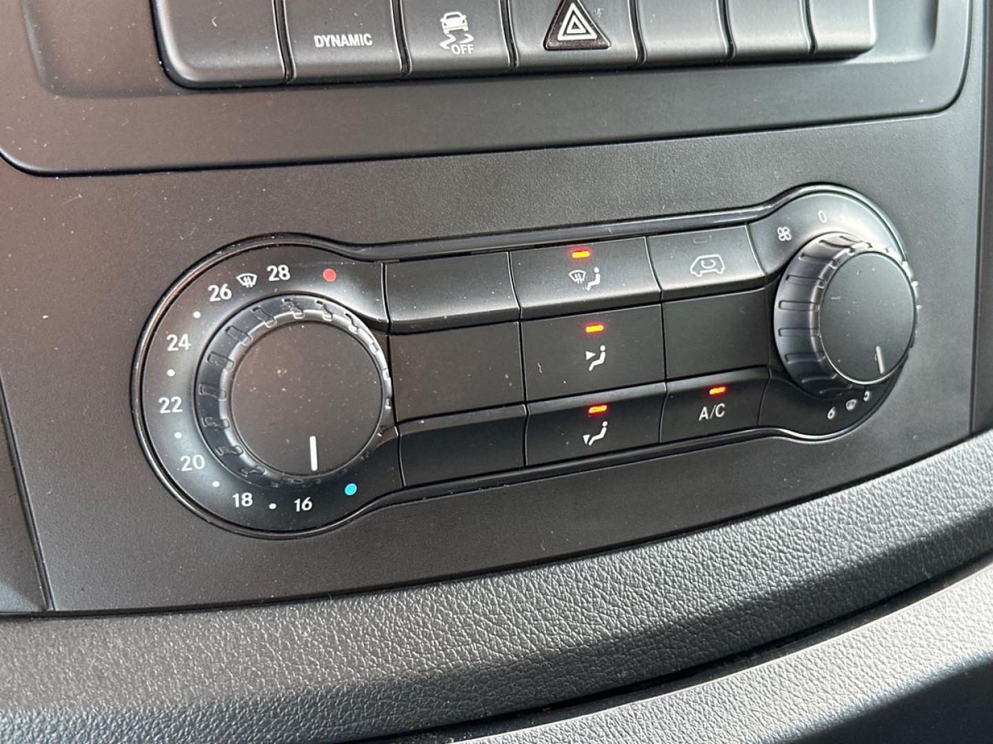 Image MERCEDES-BENZ Vito Fg 114 CDI Mixto Long Pro E6 Propulsion BVA 7G-TRONIC