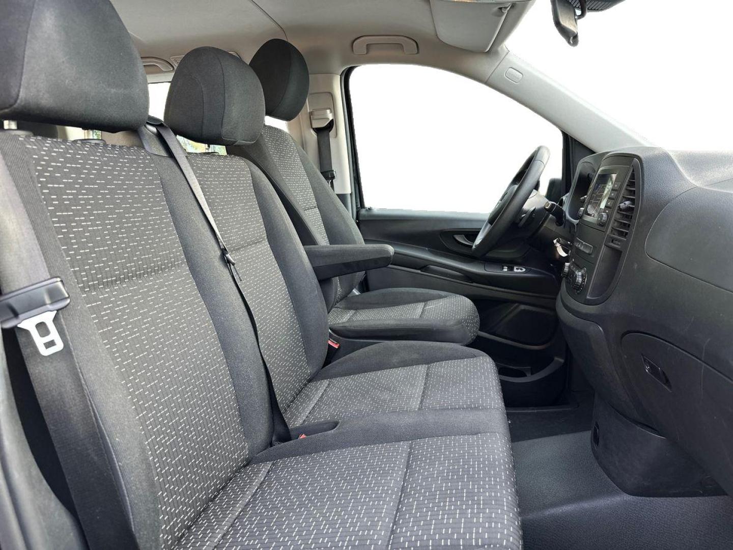 Image MERCEDES-BENZ Vito Tourer 116 CDI Long Pro 9G-Tronic
