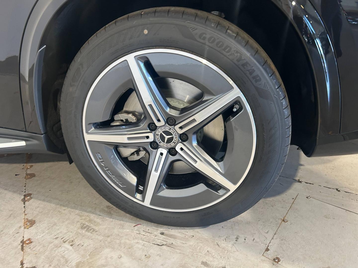 Image MERCEDES-BENZ GLC 400 EQ 489ch AMG Line 4Matic