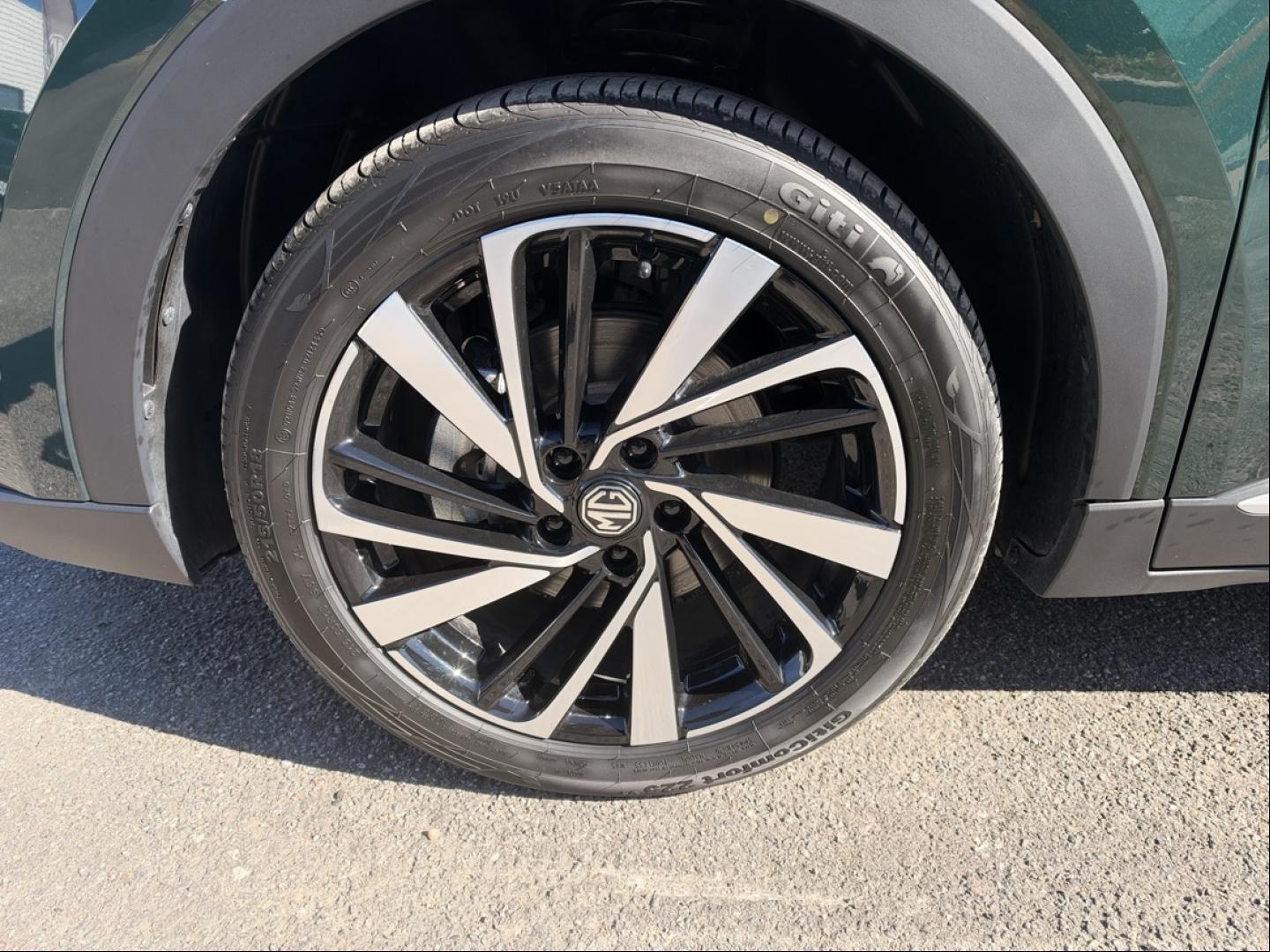 Image MG MOTOR ZS 1.5 Hybrid+ 197ch Luxury